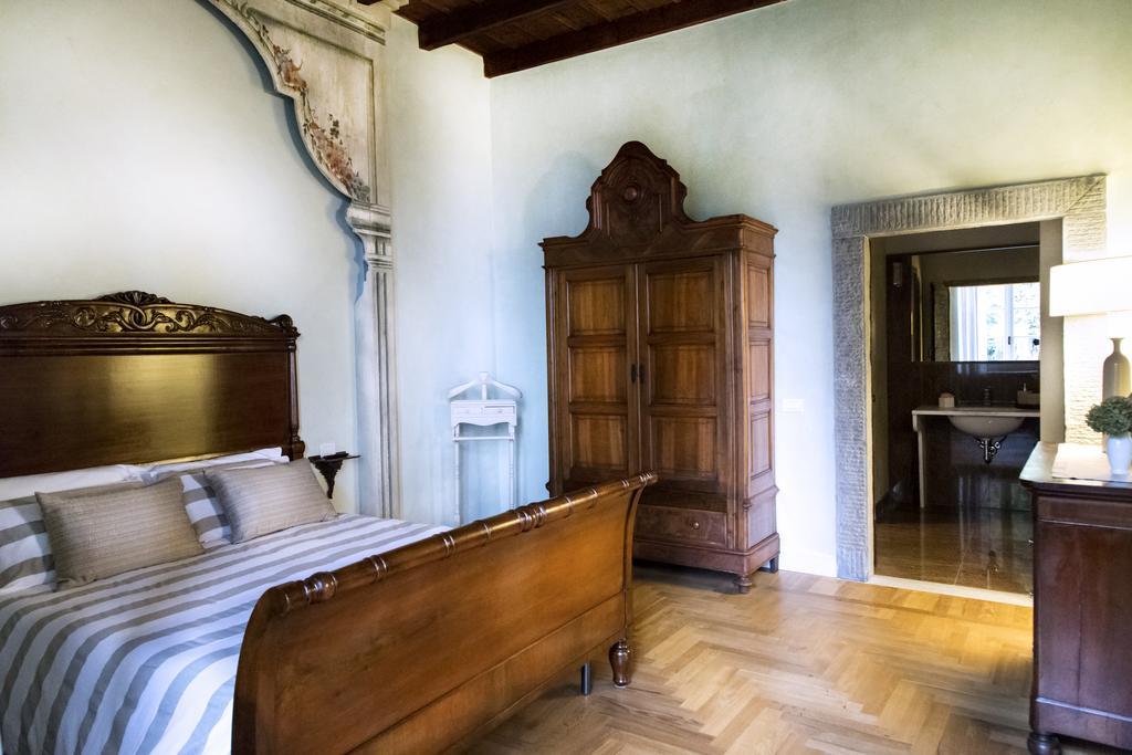 B&B Dimora Delle Donnole Bergamo Alta Szoba fotó